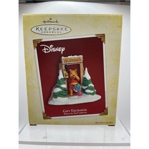 Hallmark Keepsake Christmas Ornament Disney Winnie the Pooh Bear Gift Exchange
